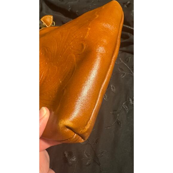 Patricia Nash Crossbody saddle bag - Picture 10 of 12